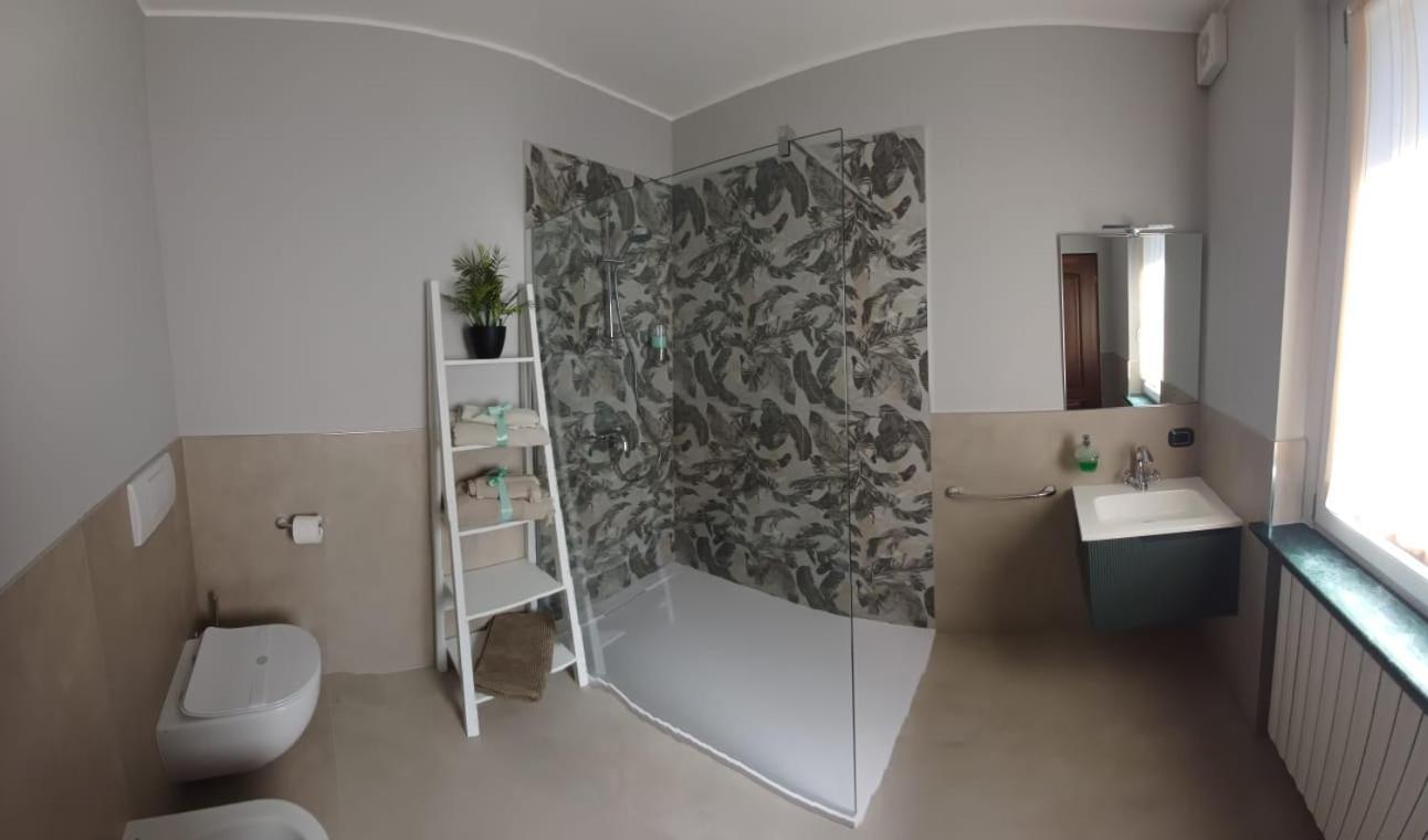 Hotel Maryhouse - Ingresso Indipendente Venegono Superiore Esterno foto
